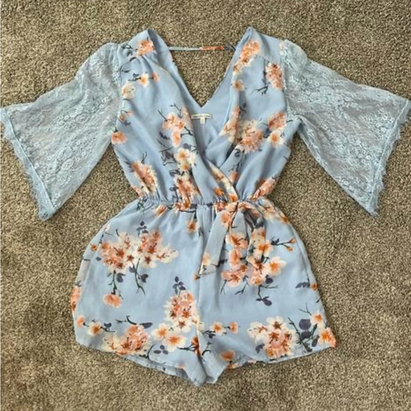 Summer Shorts Jumper - Picture 3 of 9